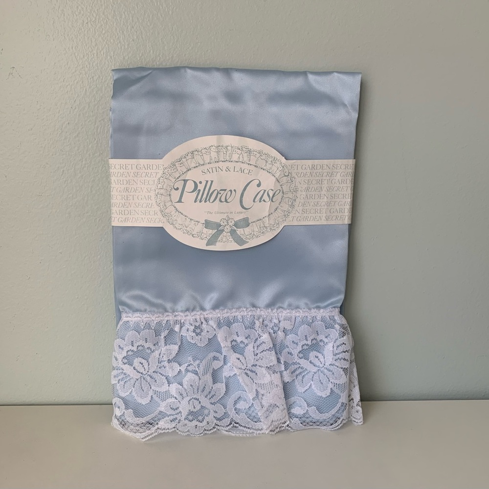 New vintage Satin single pillow travel case